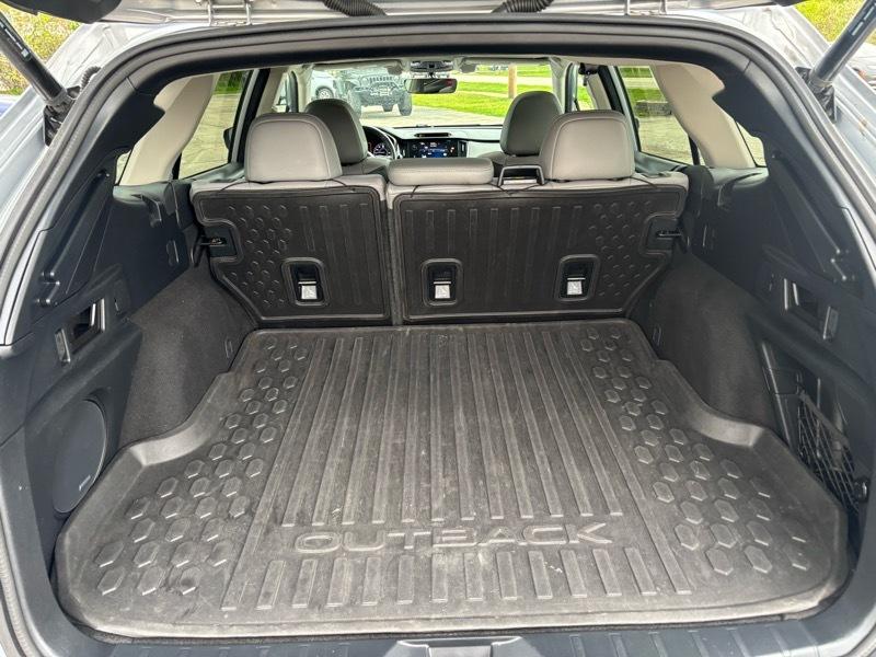 Subaru Outback Limited 2020
