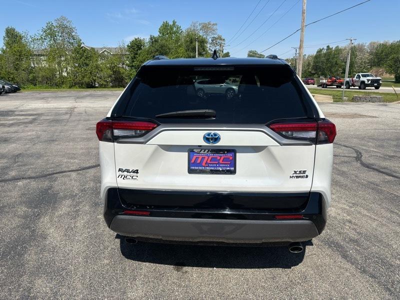 Toyota RAV4 Hybrid XSE AWD 2021
