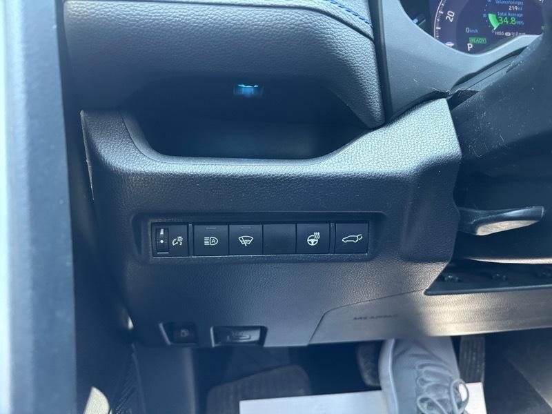 Toyota RAV4 Hybrid XSE AWD 2021