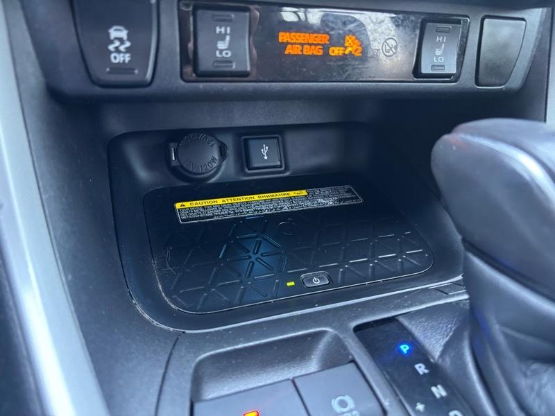 Toyota RAV4 Hybrid XSE AWD 2021