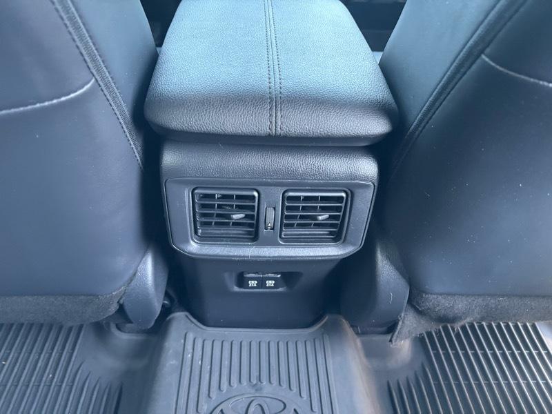 Toyota RAV4 Hybrid XSE AWD 2021
