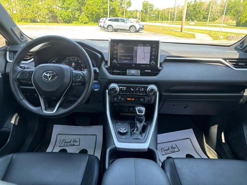 Toyota RAV4 Hybrid XSE AWD 2021