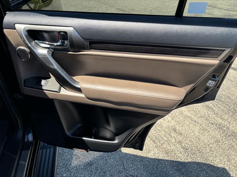 Lexus GX 460 Base 2022