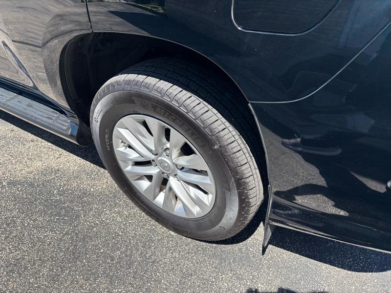 Lexus GX 460 Base 2022