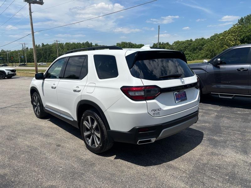 Honda Pilot Touring AWD 2025