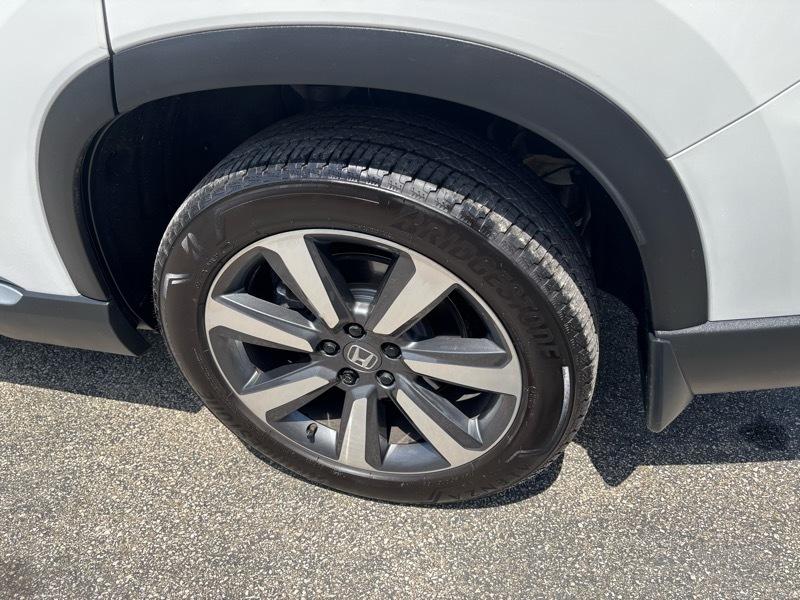 Honda Pilot Touring AWD 2025