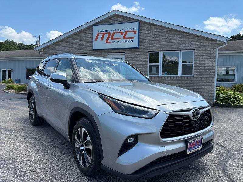 2021 Toyota Highlander XLE FWD V6