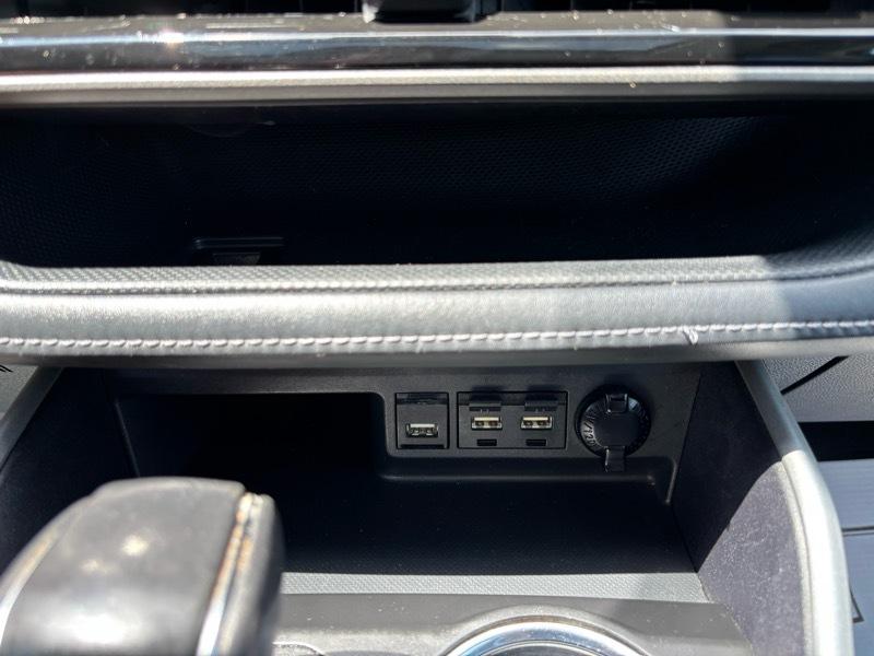 Toyota Highlander XLE FWD V6 2021
