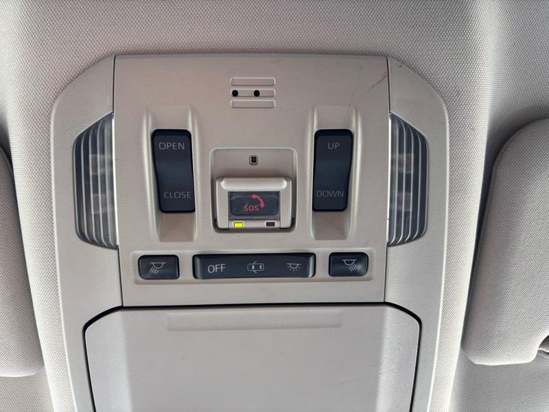 Toyota Highlander XLE FWD V6 2021