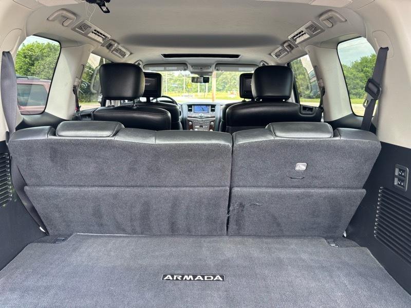 Nissan Armada Platinum AWD 2020