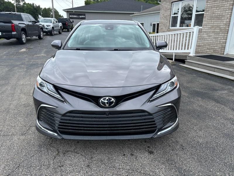 Toyota Camry XLE Auto (Natl) 2021