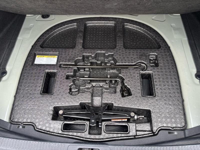 Toyota Camry XLE Auto (Natl) 2021