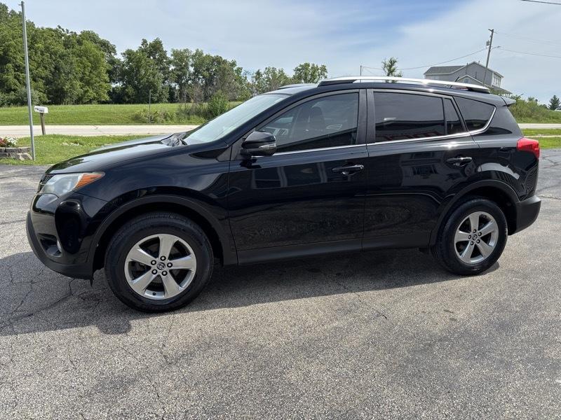 Toyota RAV4 XLE FWD 2015