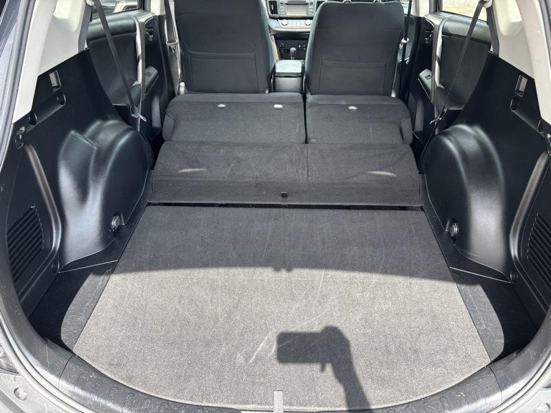 Toyota RAV4 XLE FWD 2015
