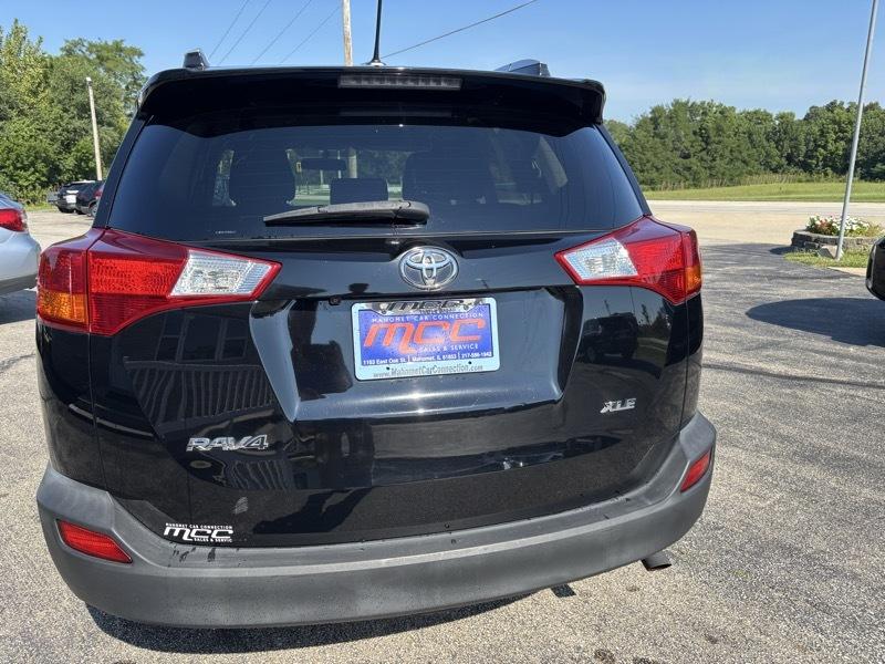 Toyota RAV4 XLE FWD 2015