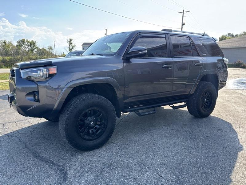 Toyota 4Runner SR5 Premium 4WD 2021