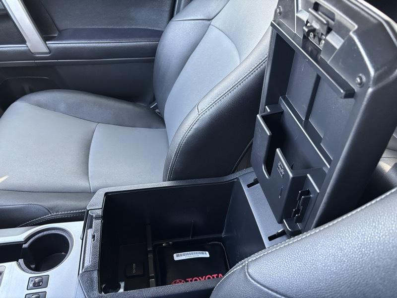 Toyota 4Runner SR5 Premium 4WD 2021