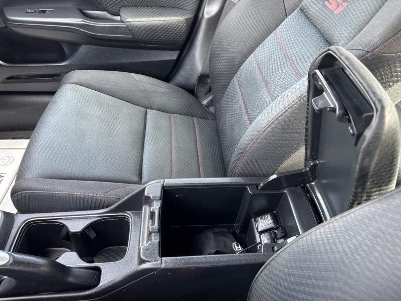 Honda Civic Si Sedan 6-Speed MT 2013