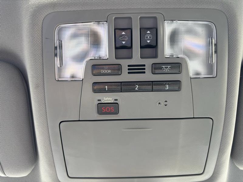 Toyota Highlander Limited Platinum 4D SUV AWD 2017