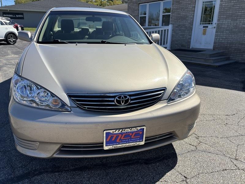 Toyota Camry LE 2005