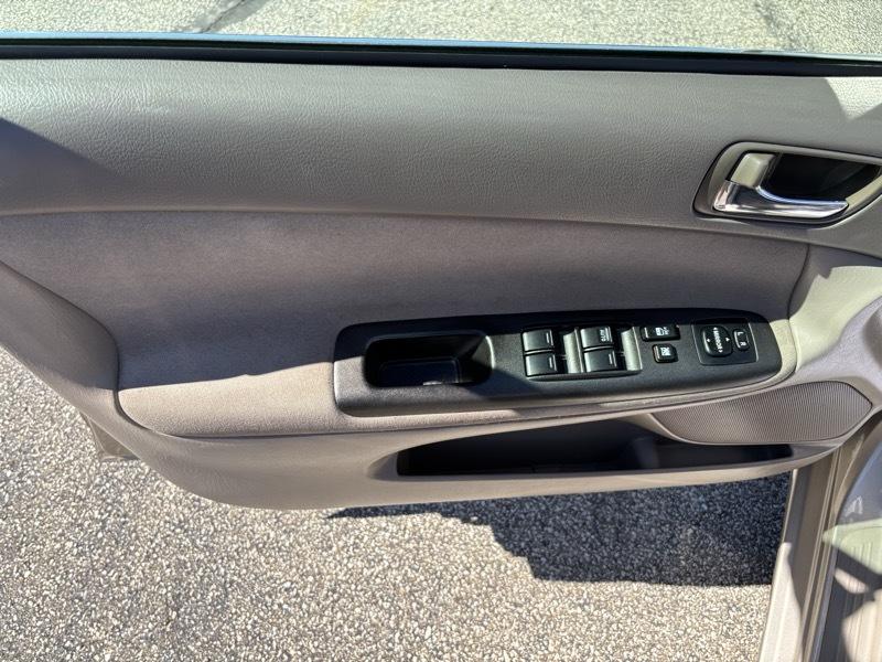 Toyota Camry LE 2005