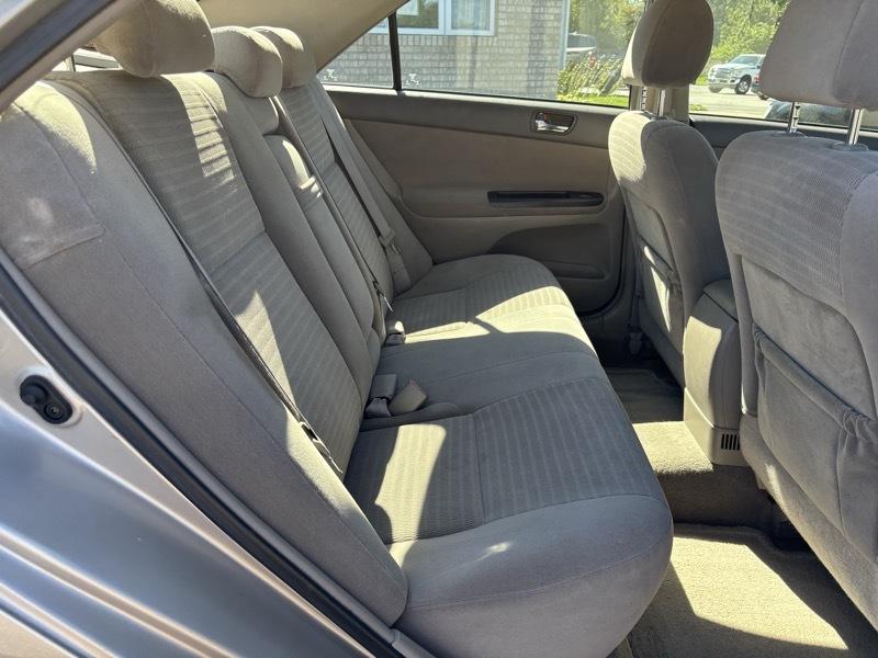 Toyota Camry LE 2005