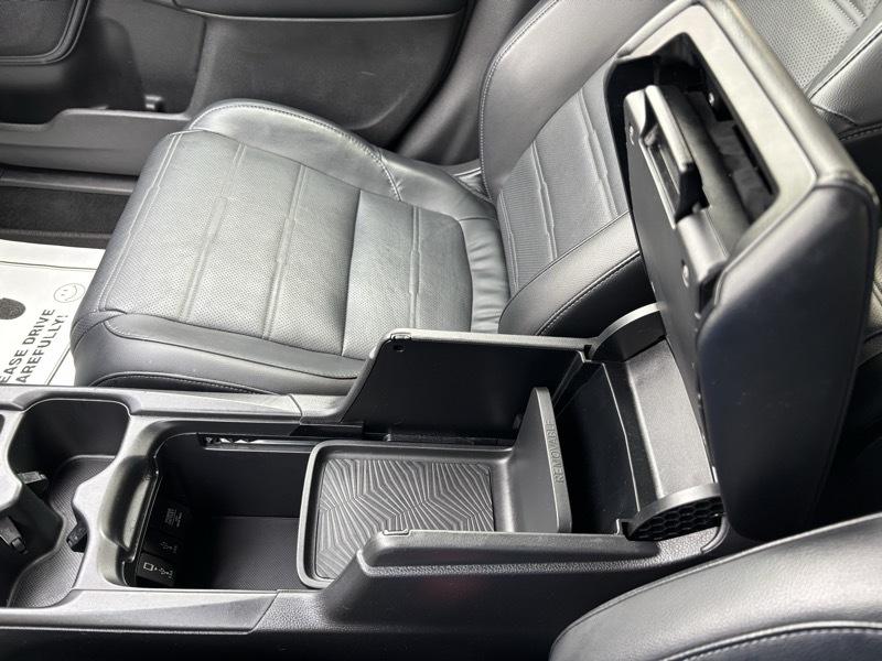 2019 Honda CR-V Touring - Photo 17