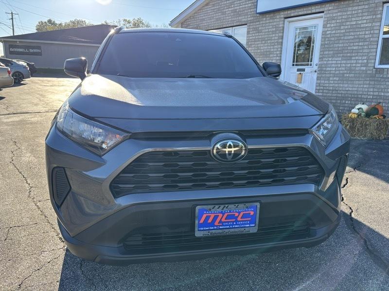 Toyota RAV4 LE 2021