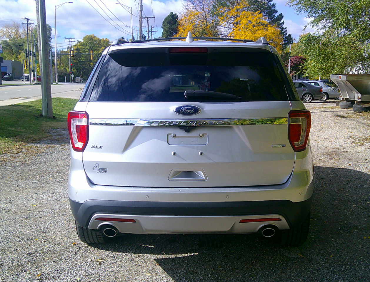 Ford Explorer 4WD 4dr XLT 2016 Ford Explorer 4WD 4dr XLT 2016