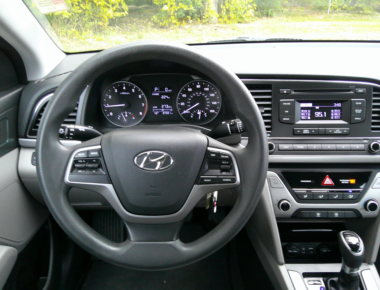 Hyundai Elantra SE 2.0L Auto (Alabama) *Ltd Avail* 2017 Hyundai Elantra SE 2.0L Auto (Alabama) *Ltd Avail* 2017