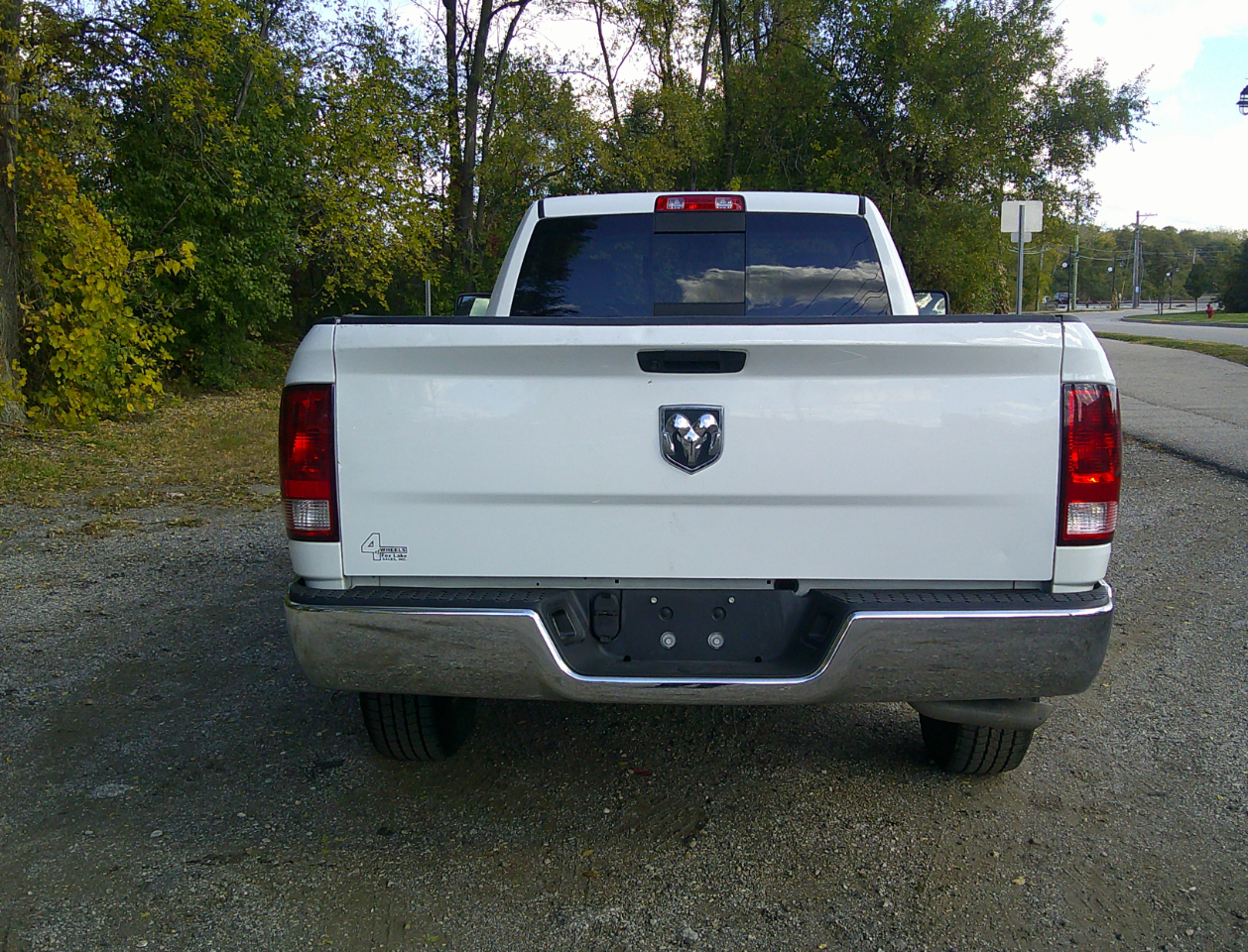 RAM 1500 Classic Tradesman 4x2 Reg Cab 8' Box 2019 RAM 1500 Classic Tradesman 4x2 Reg Cab 8' Box 2019