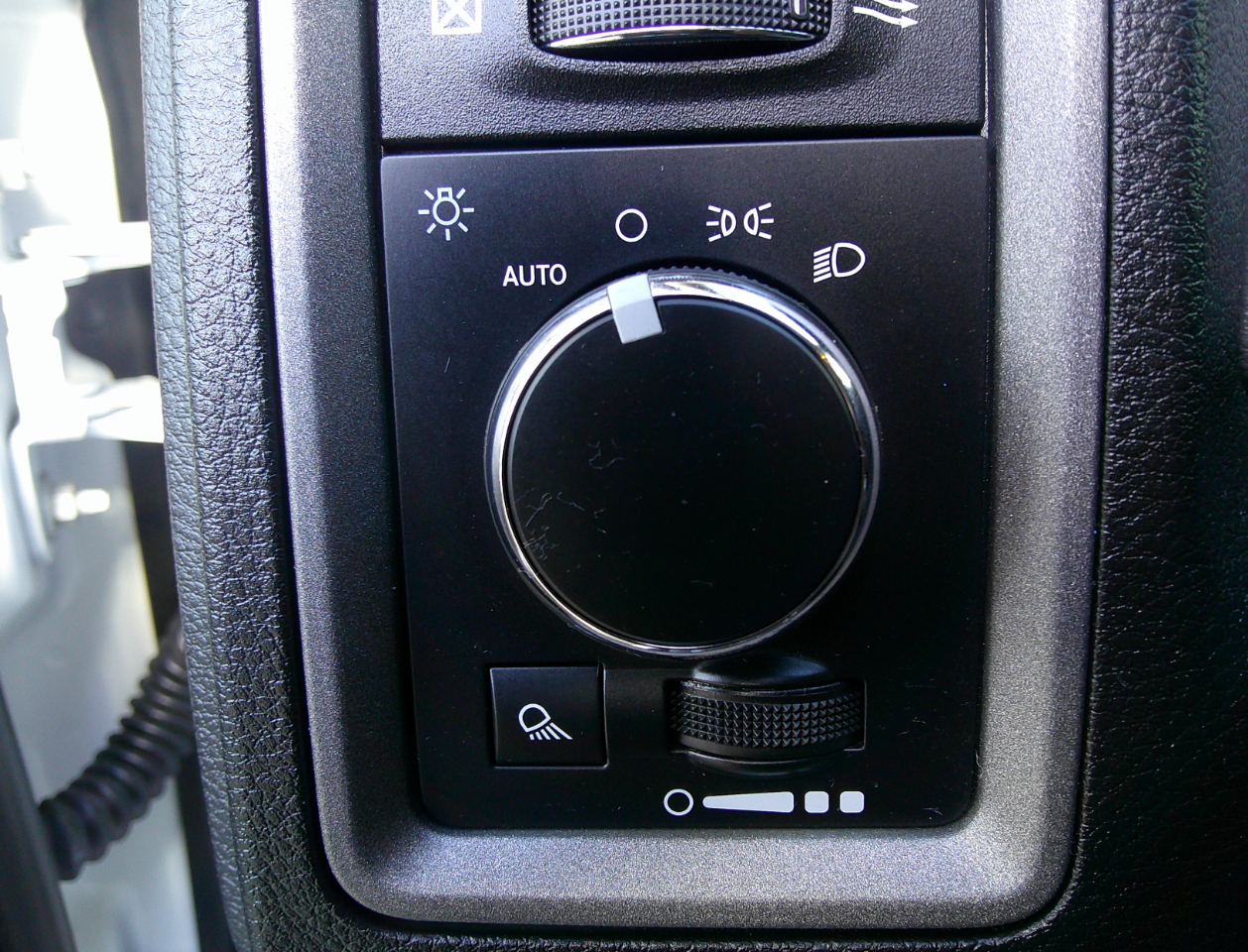 RAM 1500 Classic Tradesman 4x2 Reg Cab 8' Box 2019 RAM 1500 Classic Tradesman 4x2 Reg Cab 8' Box 2019