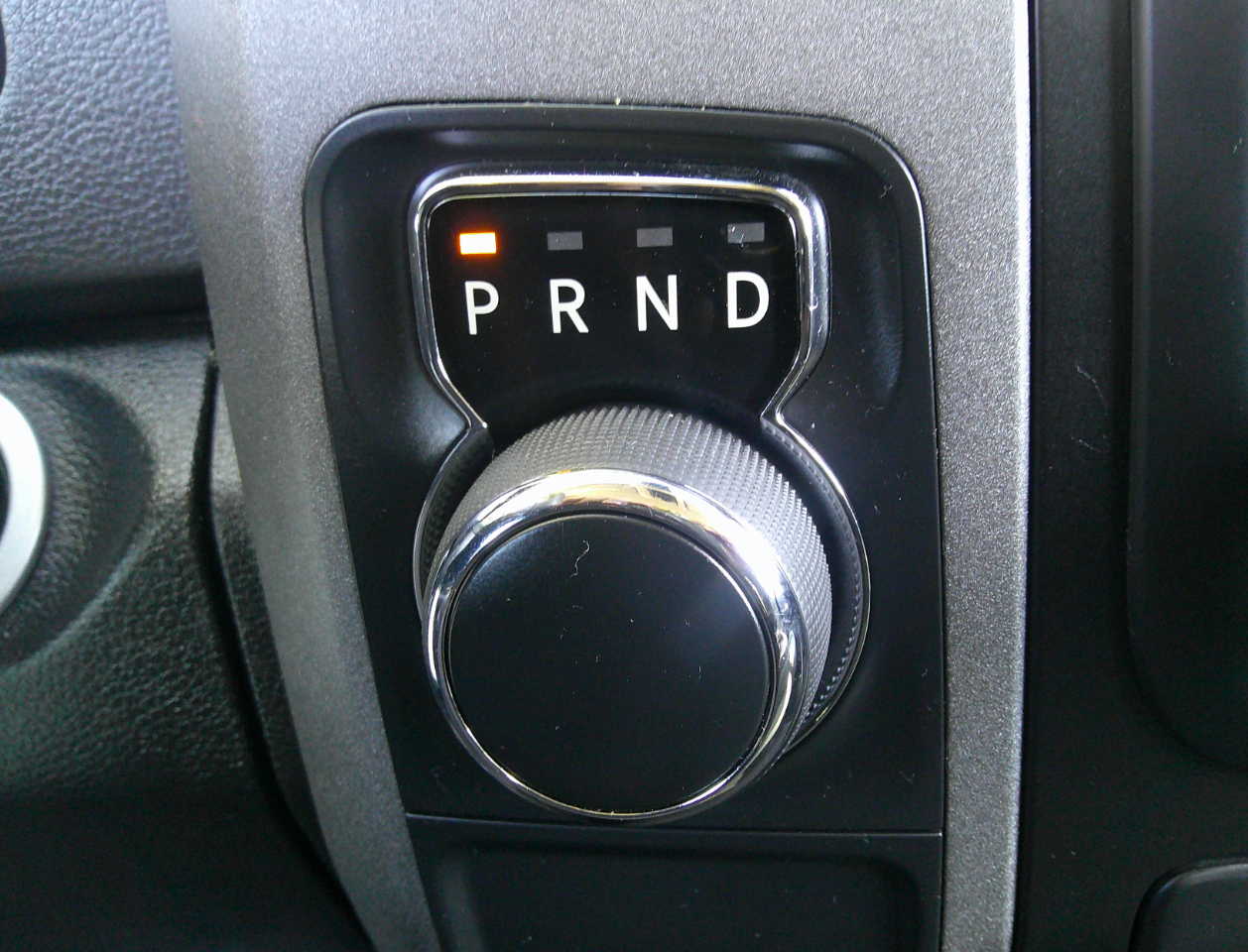 RAM 1500 Classic Tradesman 4x2 Reg Cab 8' Box 2019 RAM 1500 Classic Tradesman 4x2 Reg Cab 8' Box 2019