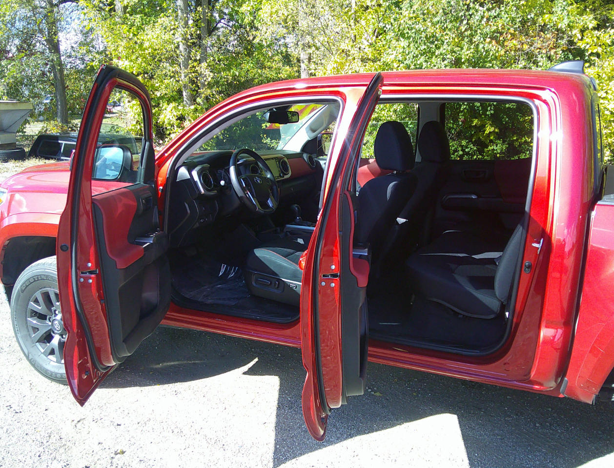 Toyota Tacoma 4WD TRD Off Road Double Cab 5' Bed V6 MT (Natl) 2023 Toyota Tacoma 4WD TRD Off Road Double Cab 5' Bed V6 MT (Natl) 2023