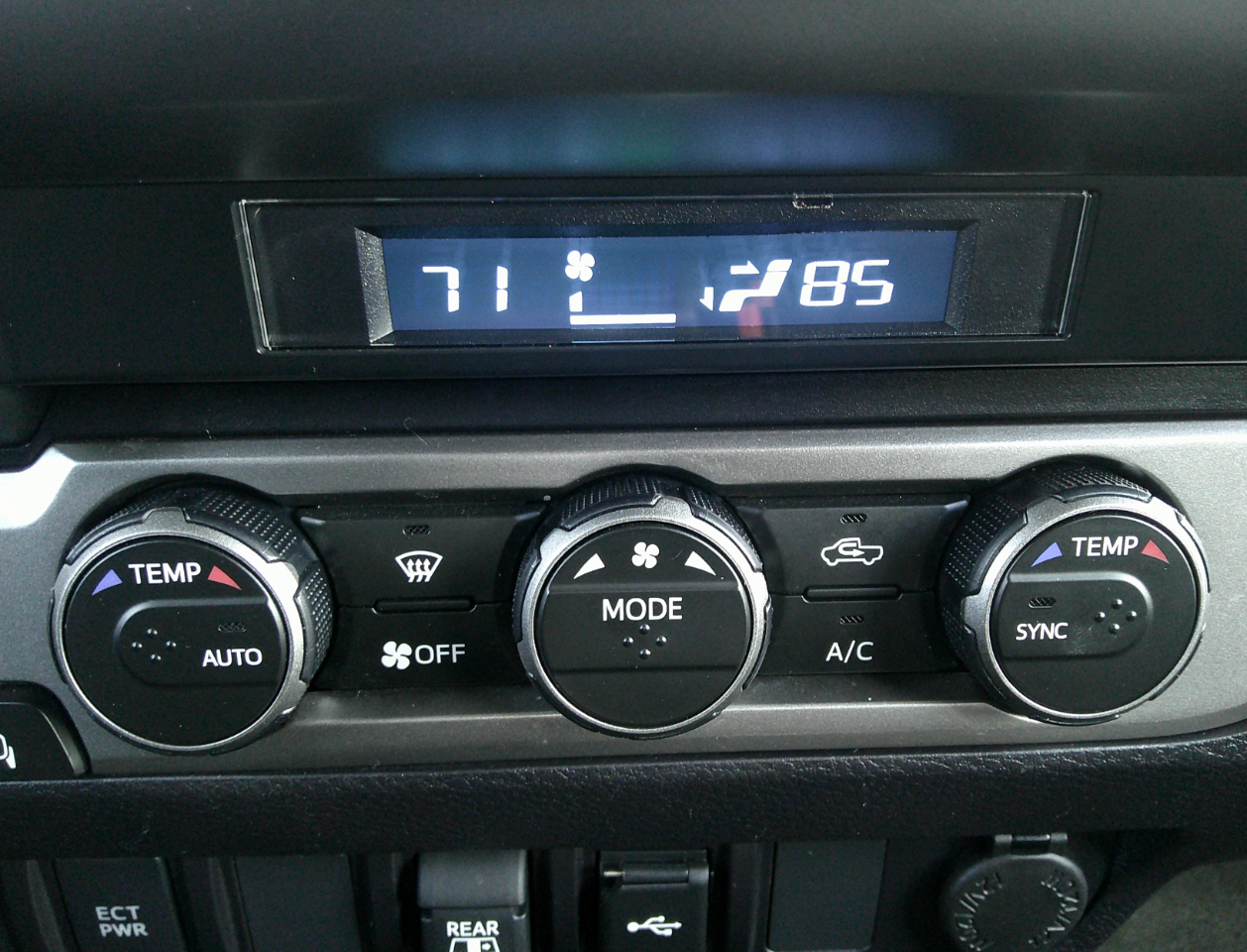 Toyota Tacoma 4WD TRD Off Road Double Cab 5' Bed V6 MT (Natl) 2023 Toyota Tacoma 4WD TRD Off Road Double Cab 5' Bed V6 MT (Natl) 2023