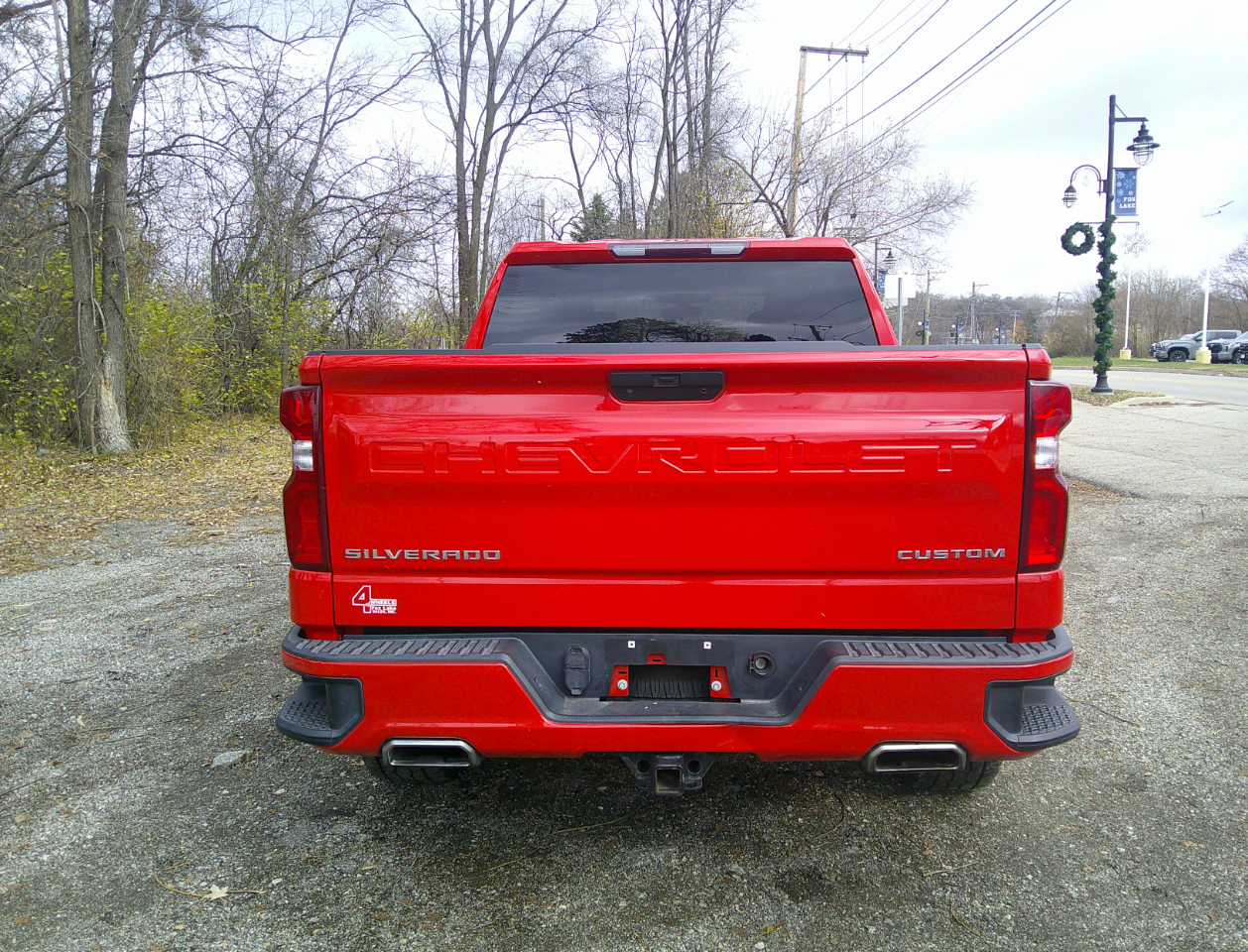 Chevrolet Silverado 1500 4WD Crew Cab 147" Custom 2020