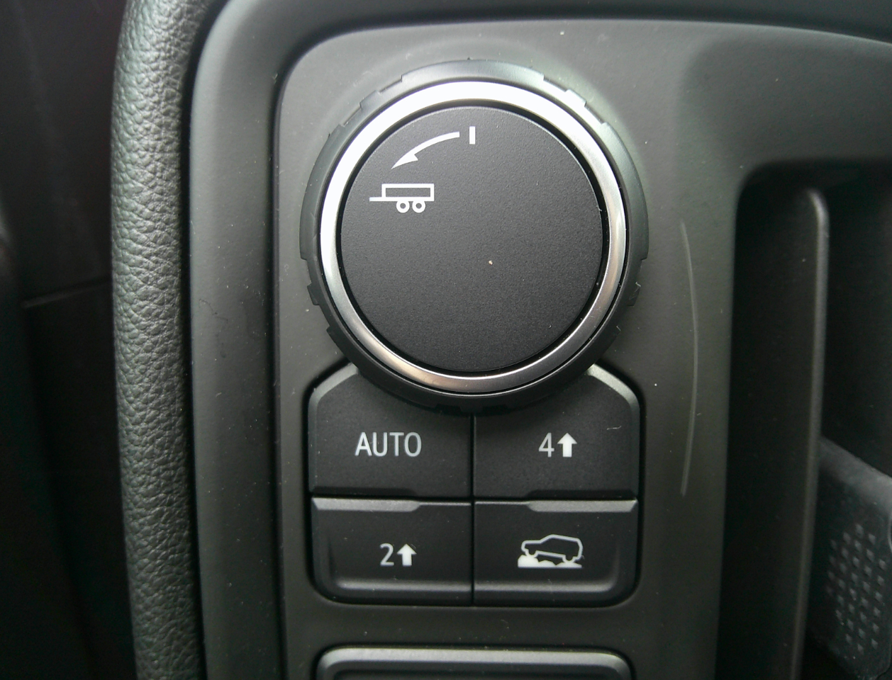 Chevrolet Silverado 1500 4WD Crew Cab 147" Custom 2020