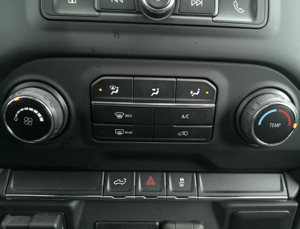 Chevrolet Silverado 1500 4WD Crew Cab 147" Custom 2020