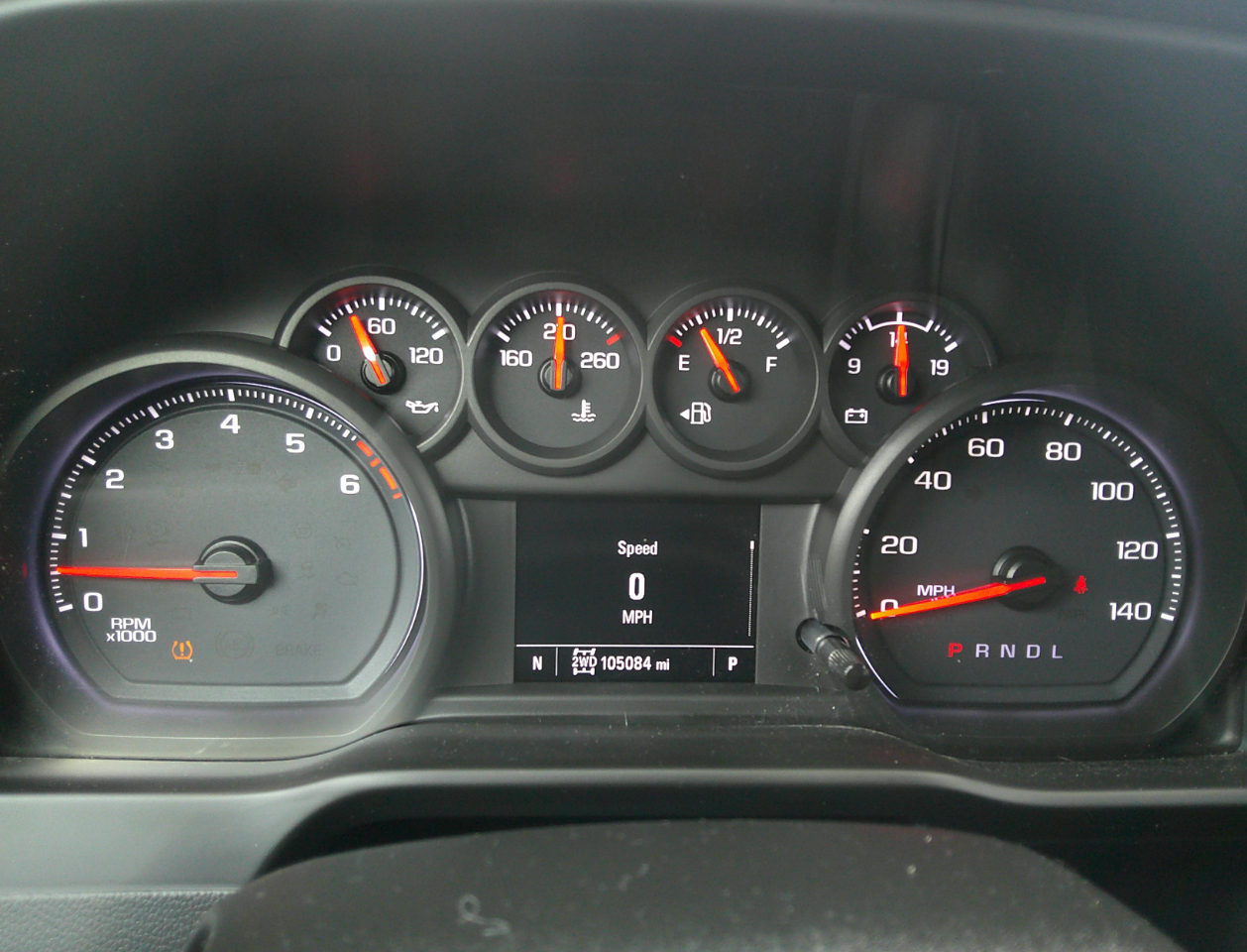 Chevrolet Silverado 1500 4WD Crew Cab 147" Custom 2020