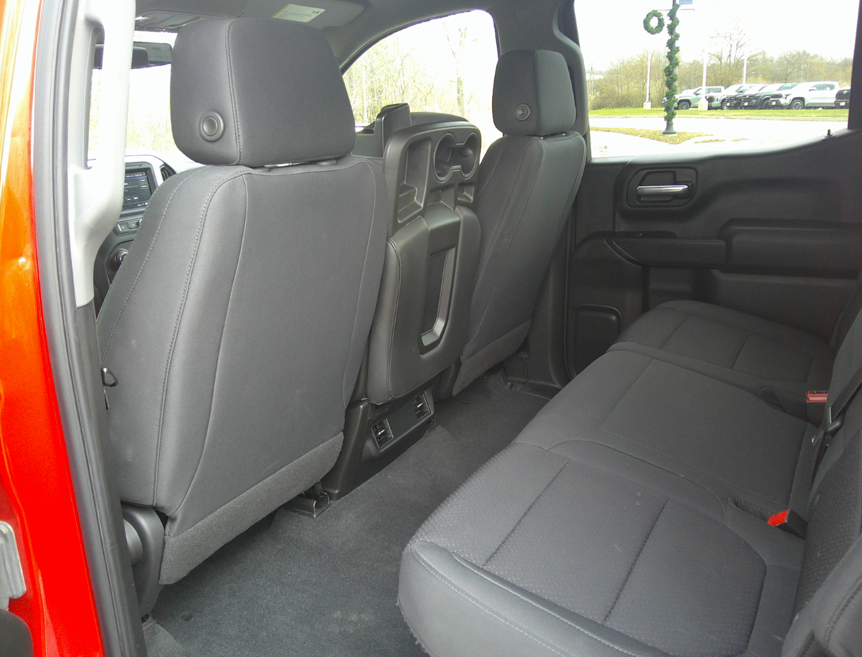 Chevrolet Silverado 1500 4WD Crew Cab 147" Custom 2020