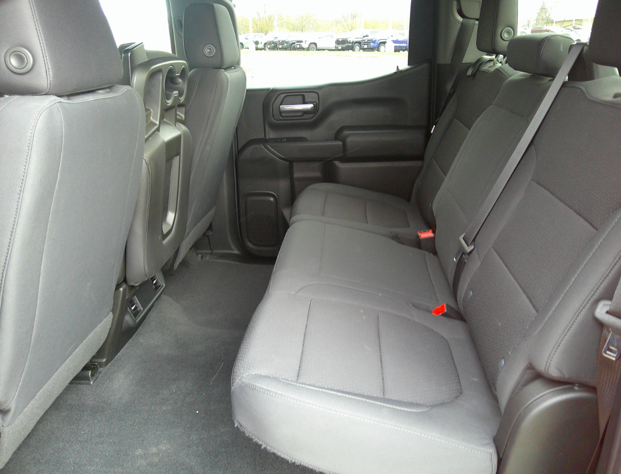 Chevrolet Silverado 1500 4WD Crew Cab 147" Custom 2020