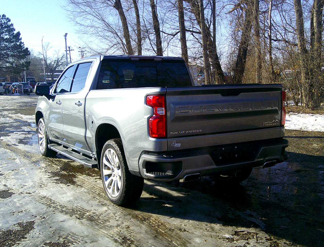 Chevrolet Silverado 1500 4WD Crew Cab 147" High Country 2021