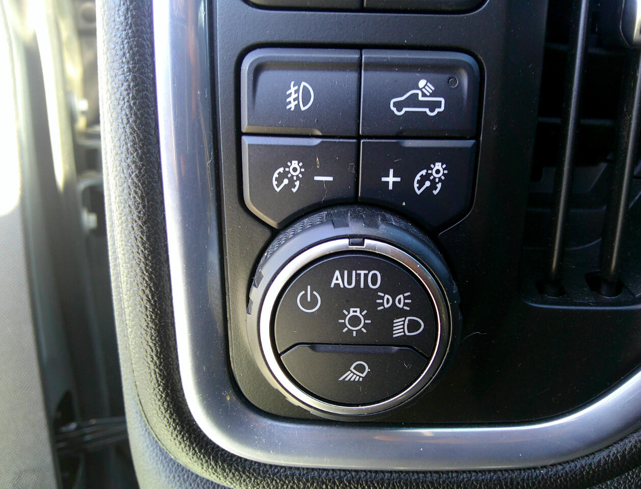 Chevrolet Silverado 1500 4WD Crew Cab 147" High Country 2021