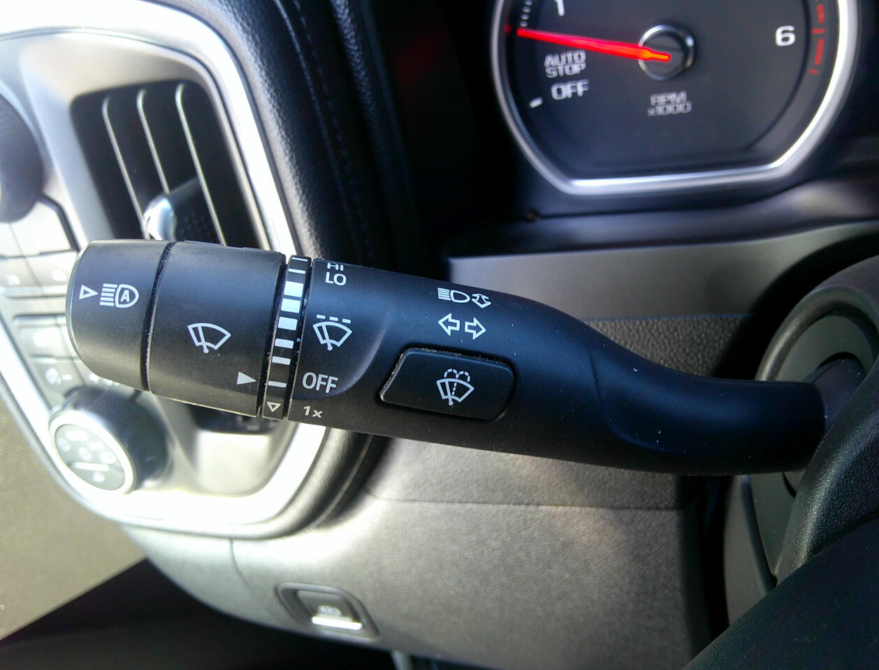 Chevrolet Silverado 1500 4WD Crew Cab 147" High Country 2021