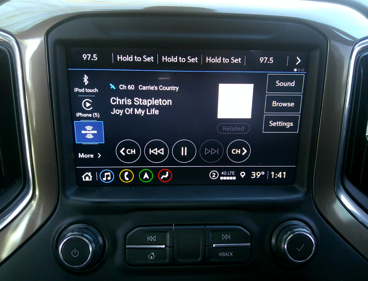 Chevrolet Silverado 1500 4WD Crew Cab 147" High Country 2021