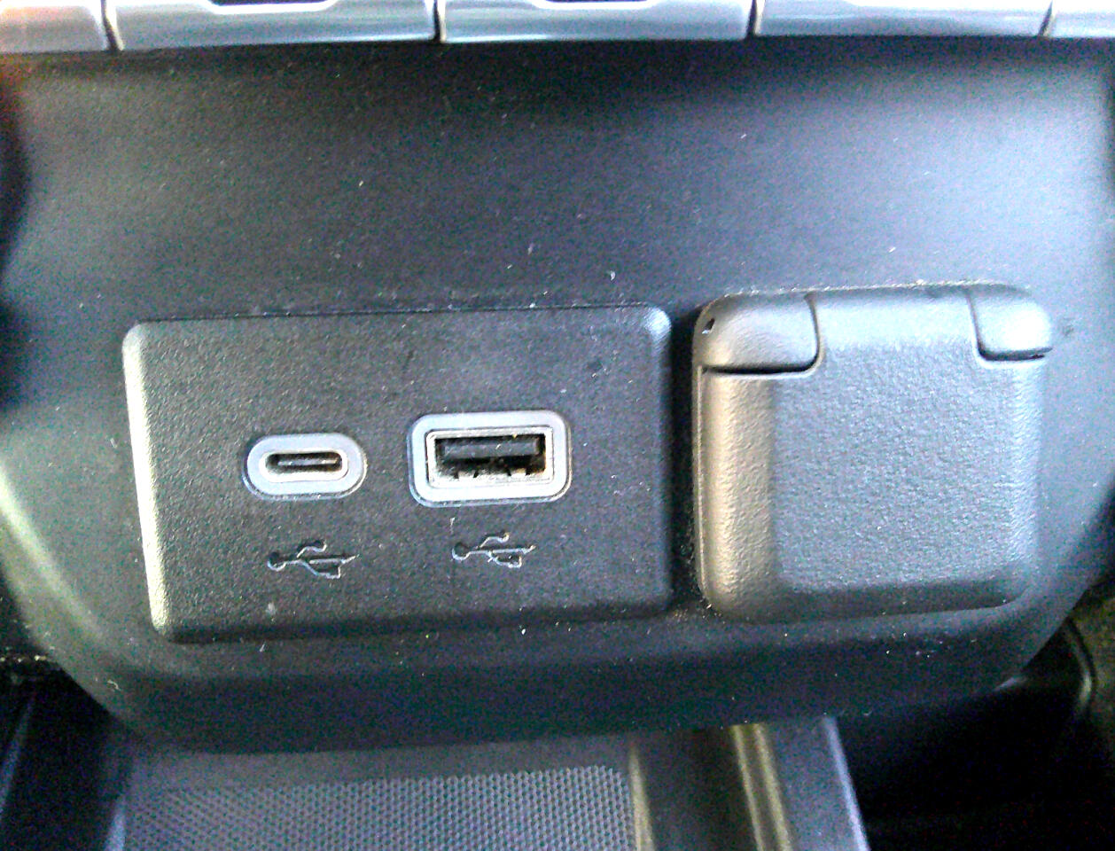 Chevrolet Silverado 1500 4WD Crew Cab 147" High Country 2021