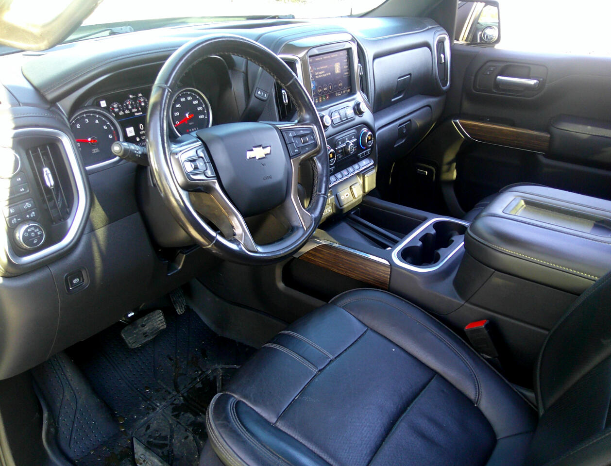 Chevrolet Silverado 1500 4WD Crew Cab 147" High Country 2021