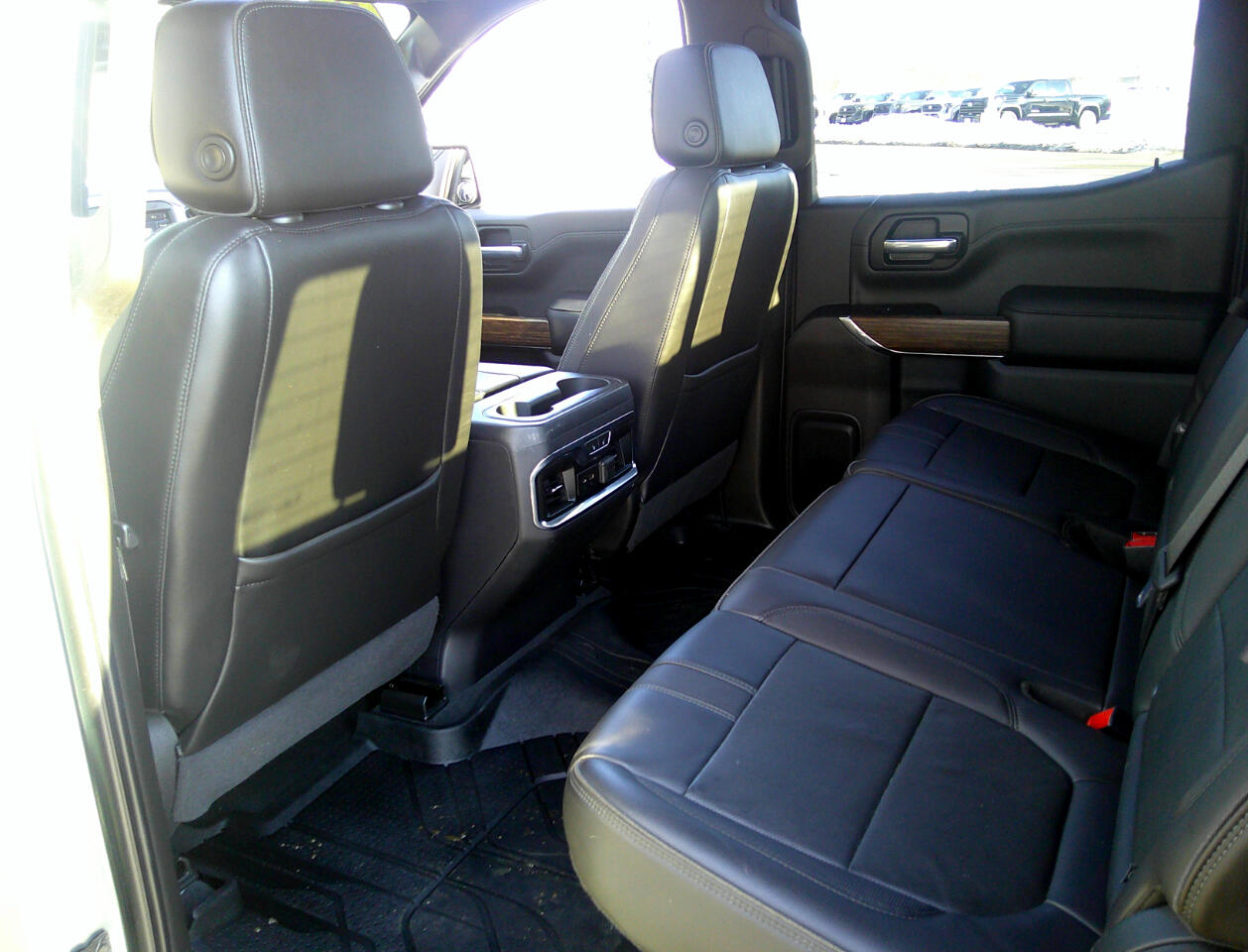 Chevrolet Silverado 1500 4WD Crew Cab 147" High Country 2021