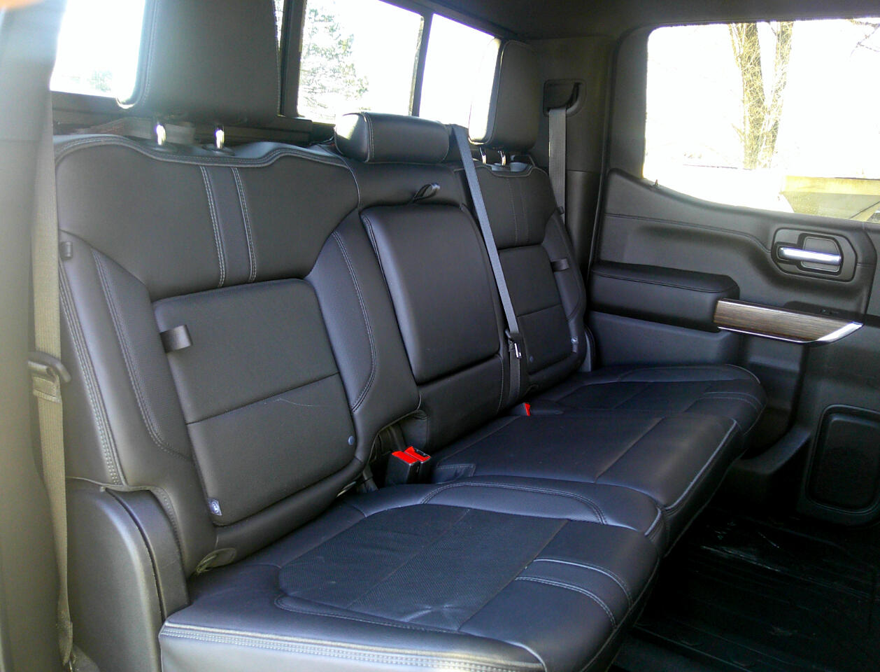 Chevrolet Silverado 1500 4WD Crew Cab 147" High Country 2021