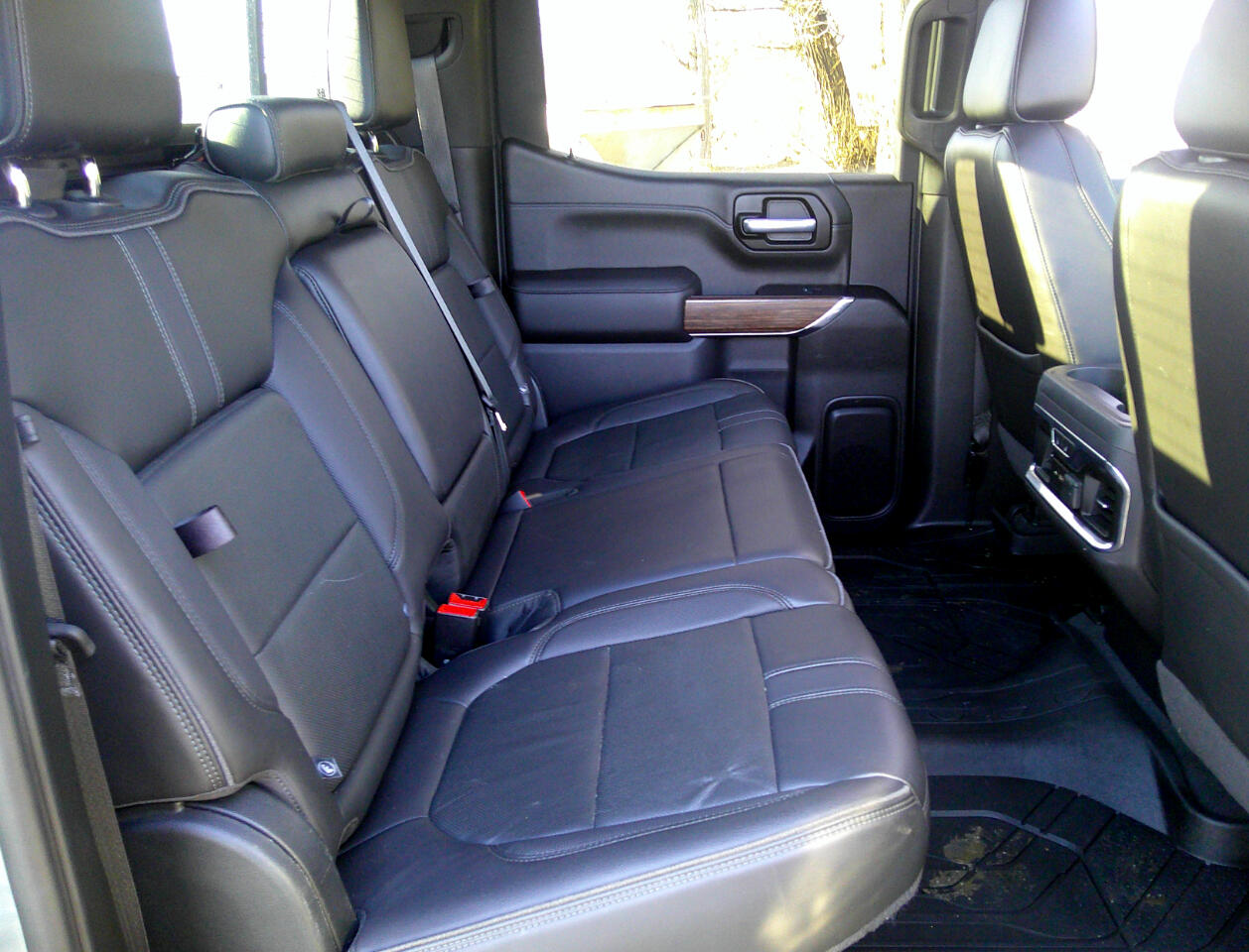 Chevrolet Silverado 1500 4WD Crew Cab 147" High Country 2021